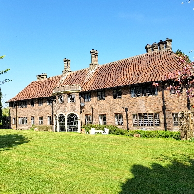 Wedding News: Havenfield Hall is an exclusive-use venue surrounded by well-kept gardens