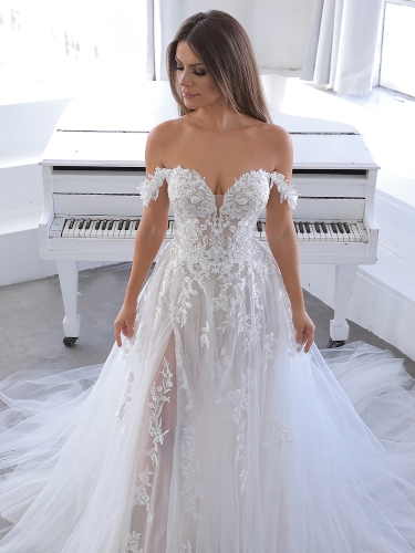 Hayley Elizabeth Bridal